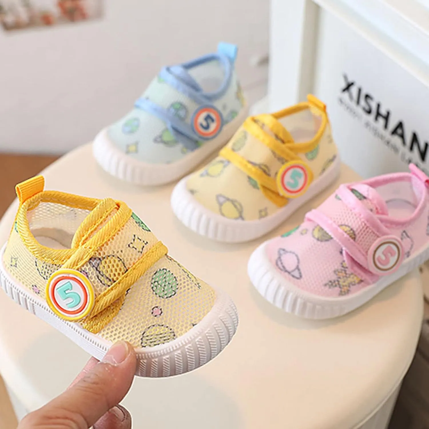 Baby Sneakers Girls Boys Lightweight Breathable Mesh First Walkers Shoes Non Slip Sole Sandals for Summer Fall