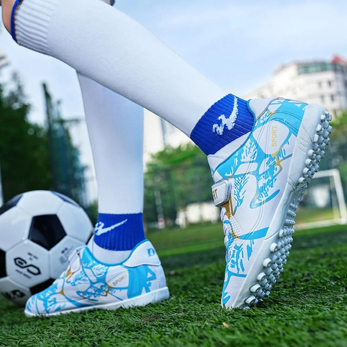 HESBITEUL Kids Soccer Cleats Boys Girls Athletic Outdoor Football Shoes AG TF Turf Spikes