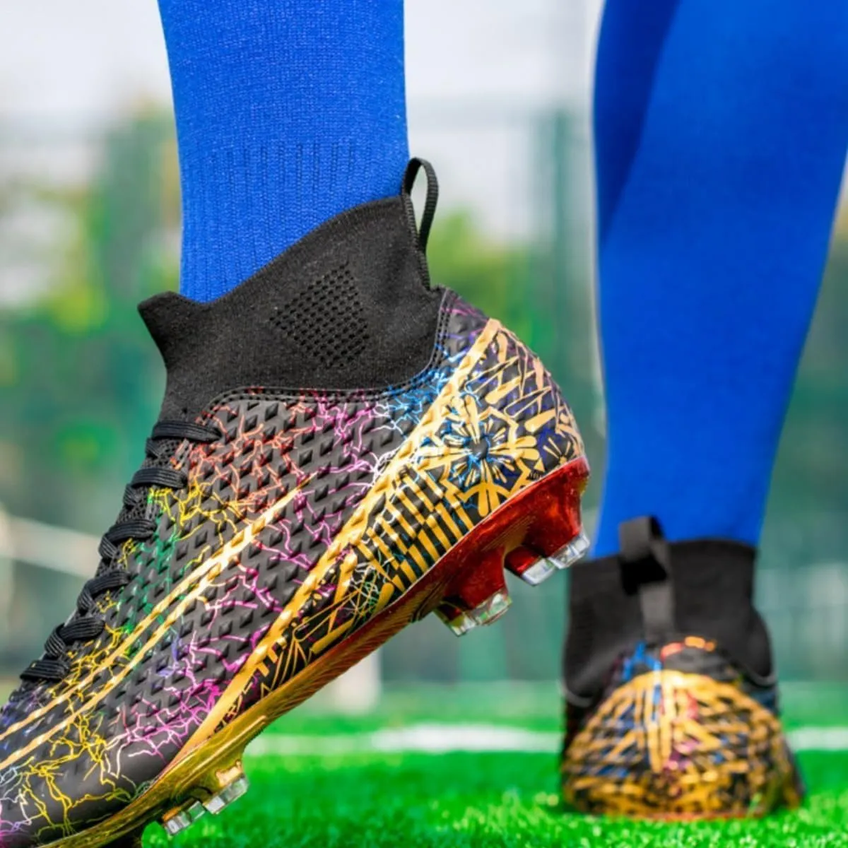 HESBITEUL Mens Athletic Outdoor Indoor Comfortable Soccer Shoes Boys Football Student Cleats Sneaker Shoes High Gripping Power