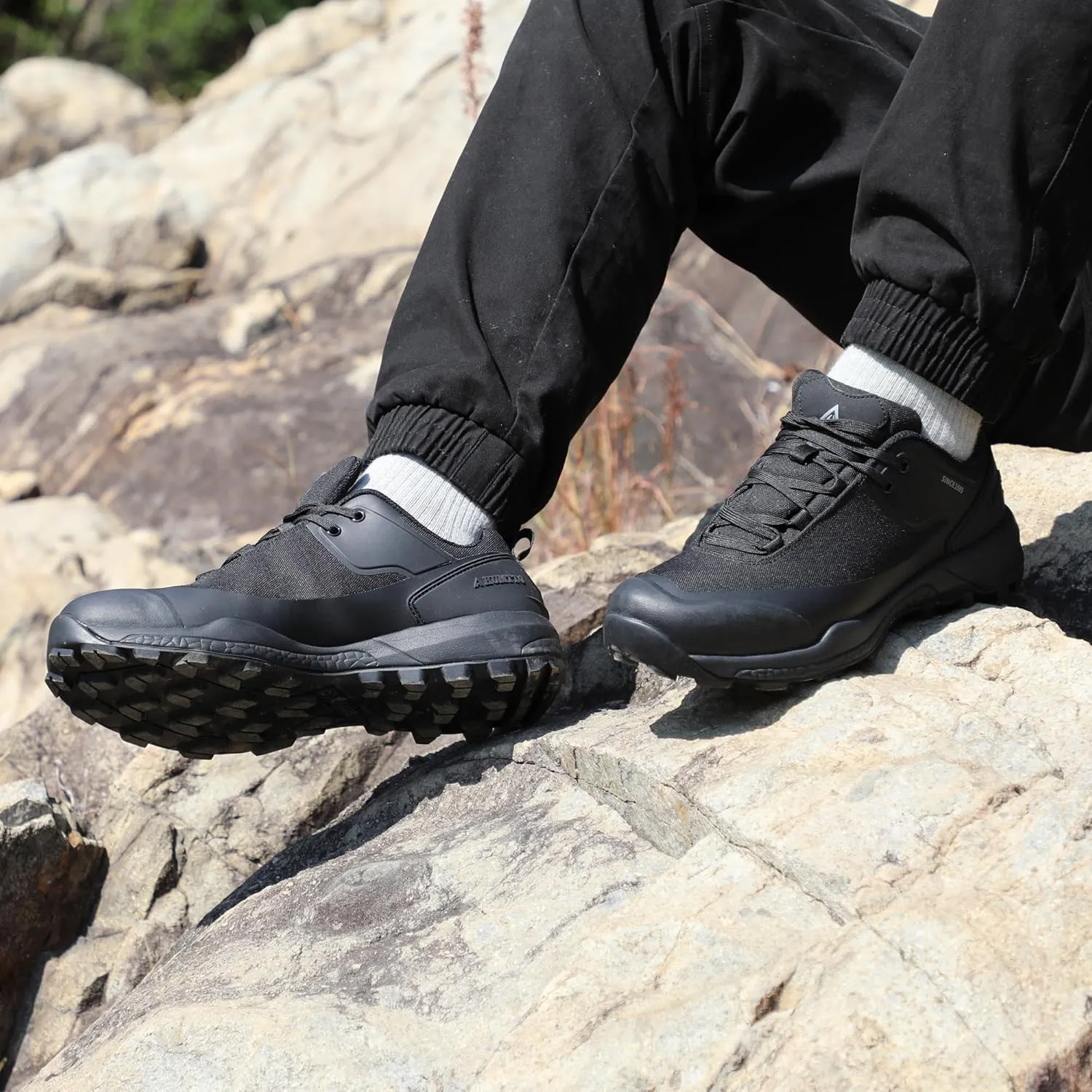 HUMTTO Men's All-Terrain Waterproof Hiking Shoes Lightweight Breathable Trekking Anti Slip Outdoor Trails Shoes