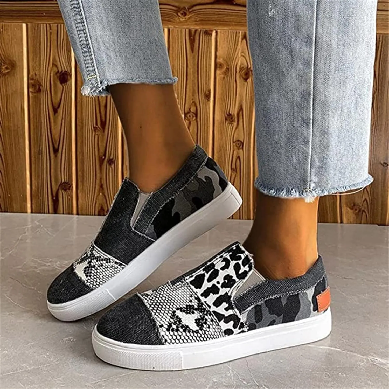 Ladmiple Shoes For Women Sneakers Slip Ons Canvas Shoes Casual Summer Cute Low Cut Fashion Walking Shoes Flats Loafers