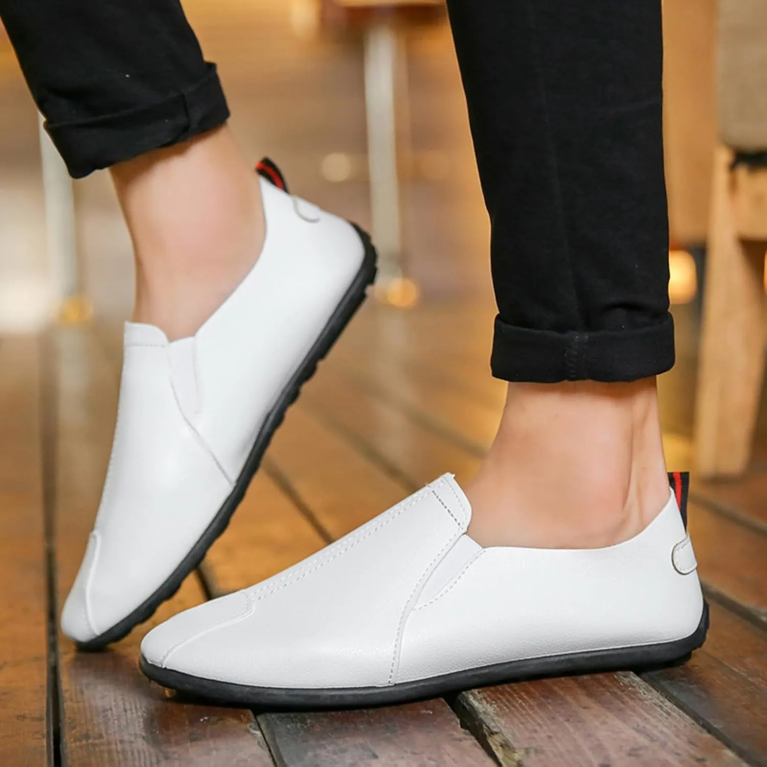 Leisure Men's Four Seasons Non Slip Flat Round Toe Breathable Slip On Lazy Leisure Shoes Mens Casual Shoes Running