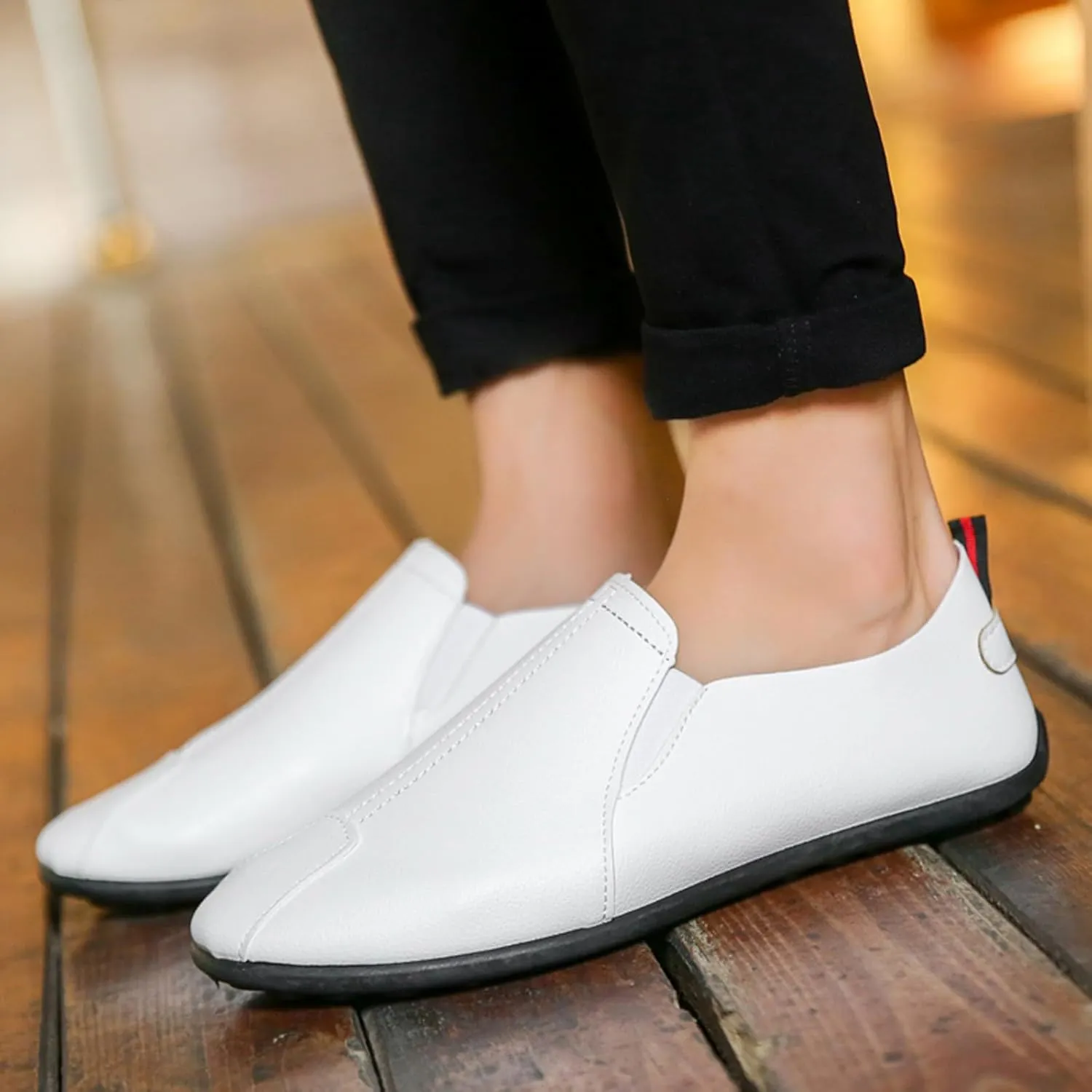 Leisure Men's Four Seasons Non Slip Flat Round Toe Breathable Slip On Lazy Leisure Shoes Mens Casual Shoes Running