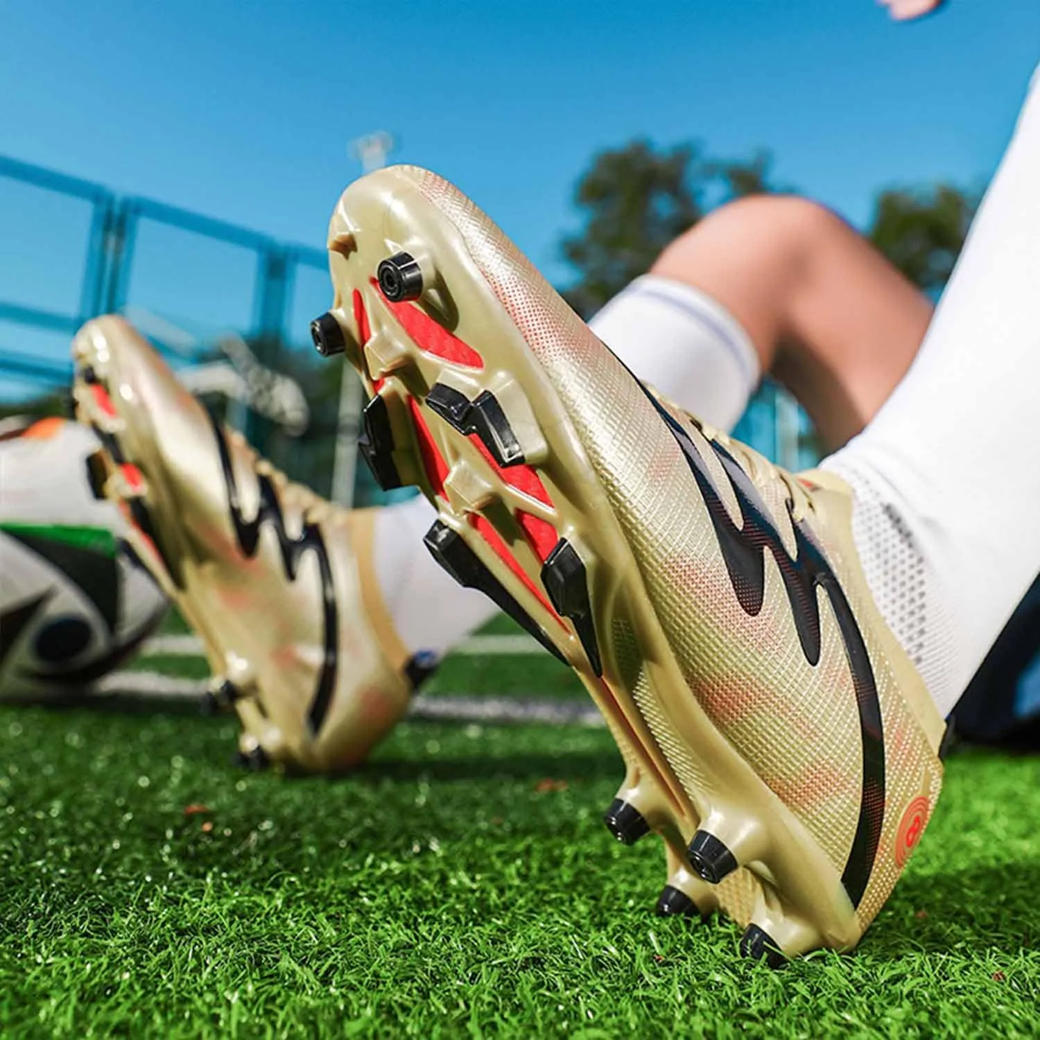 MEBAMY Men's Soccer Shoes High-Top Soccer Cleats Outdoor Breathable Athletic Professional Spikes Youth Boys Football Shoes Unisex