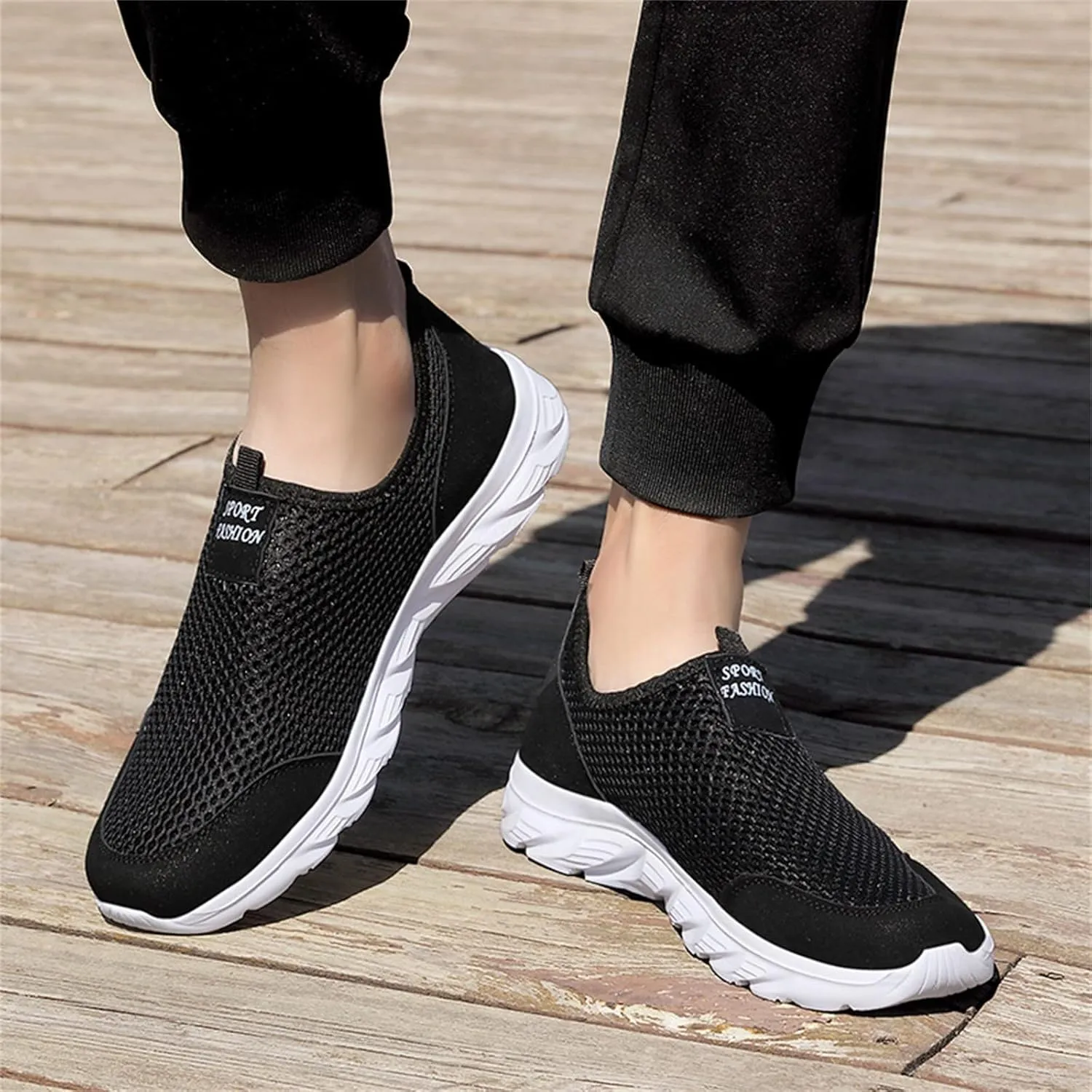 Men Shoes Summer Lightweight Breathable Casual Single Mesh Casual Running Shoes Sneaker Men Leather