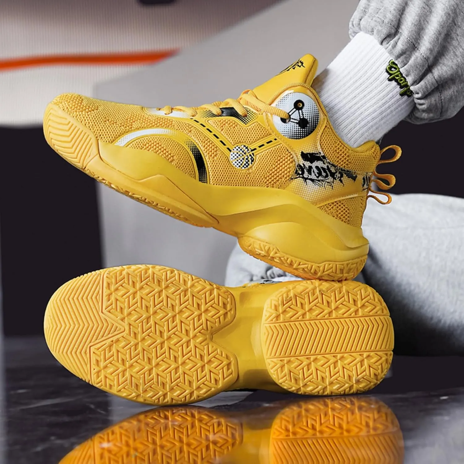 Mens Fashion Lace Up High-Top Mesh Cloth Basketball Shoes Comfortable Breathable Non-Slip Sneakers for Running Walking Training