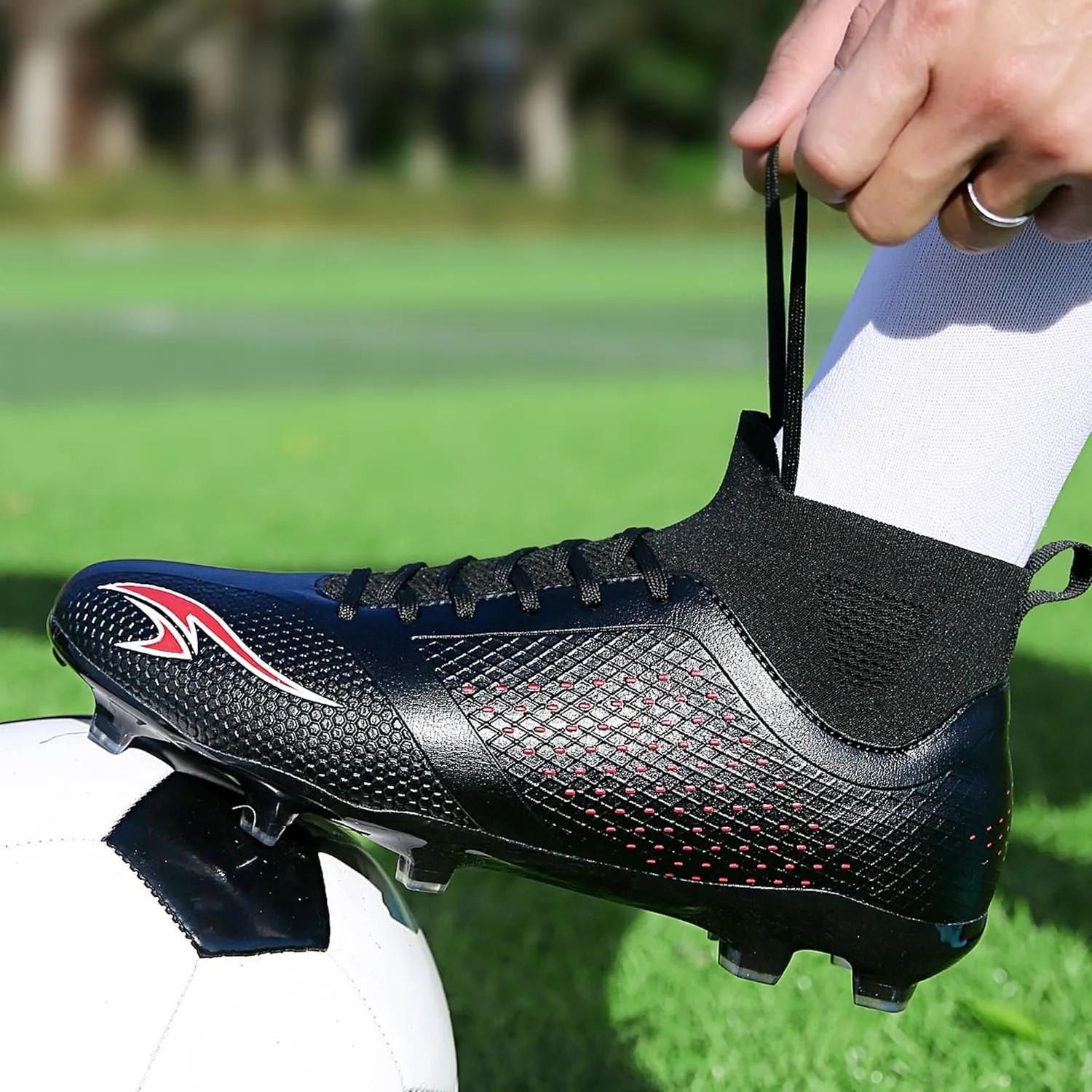 Men's Soccer Cleats High-Tops Lace-Up Non-Slip Football Cleats Outdoor Sports Athletic Soccer Shoes Big Boy HG Turf Boots