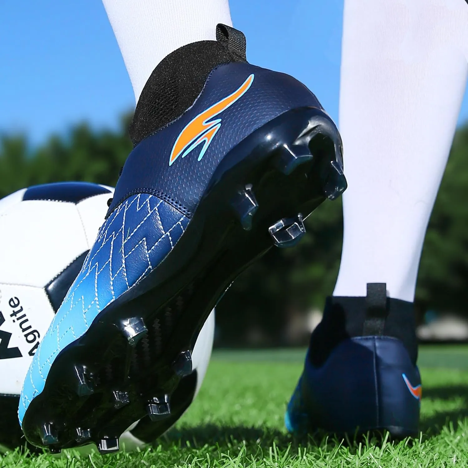 Men's Soccer Cleats High-Tops Lace-Up Non-Slip Football Cleats Outdoor Sports Athletic Soccer Shoes Big Boy HG Turf Boots