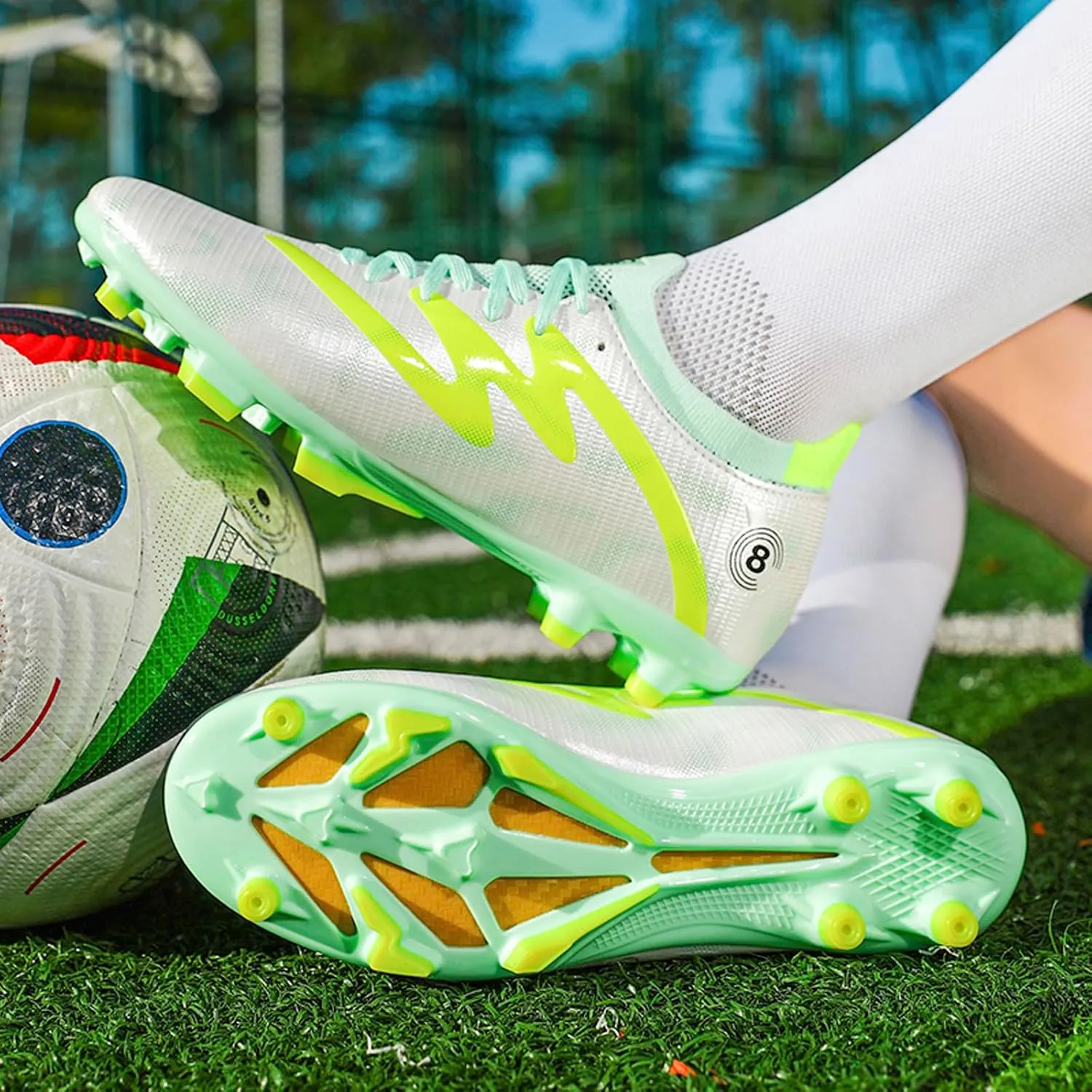 Men's Soccer Cleats Youth High-Top Football Cleats Firm Ground Turf Athletic Shoes Kids Football Shoes Lightweight Training Futsal Shoes