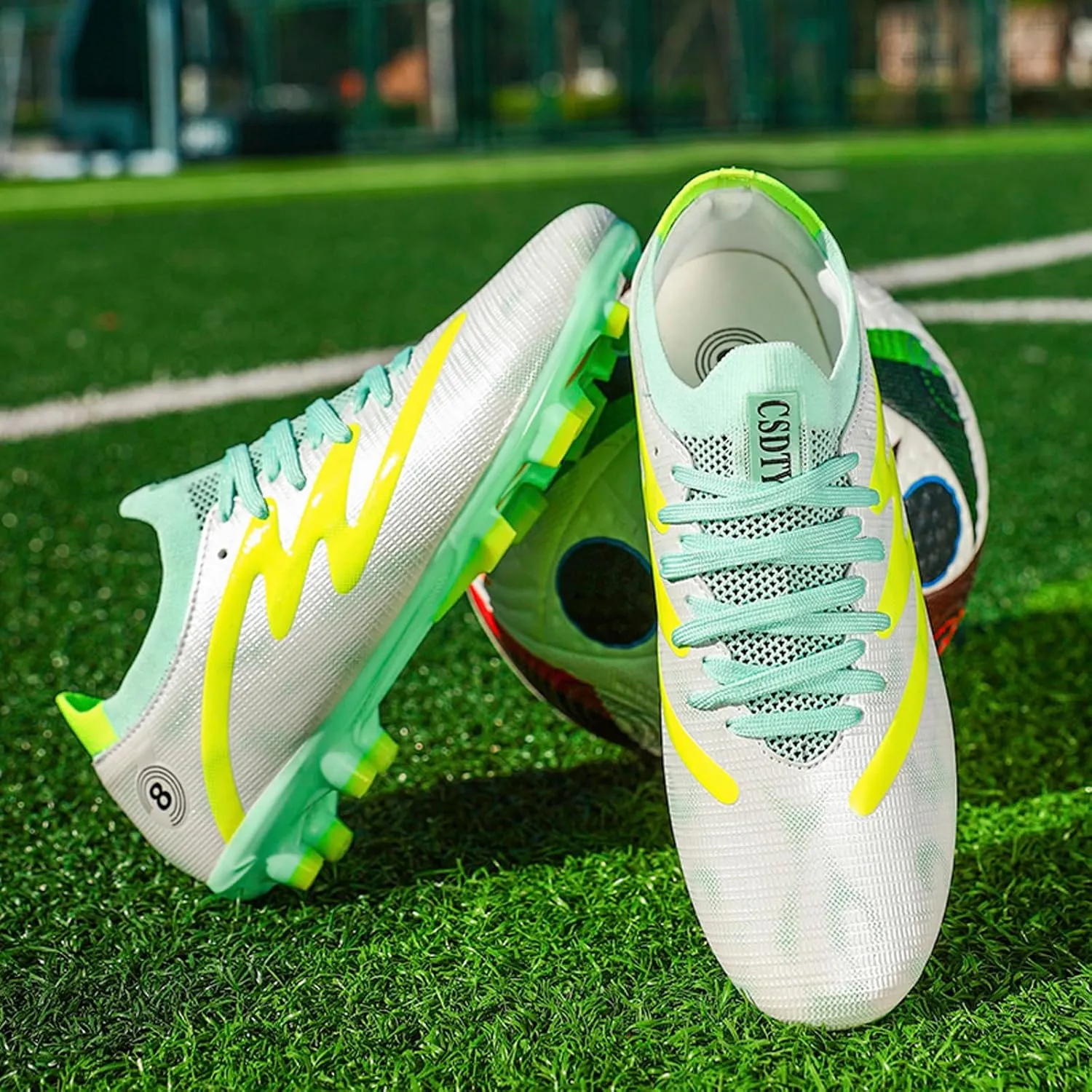 Men's Soccer Cleats Youth High-Top Football Cleats Firm Ground Turf Athletic Shoes Kids Football Shoes Lightweight Training Futsal Shoes