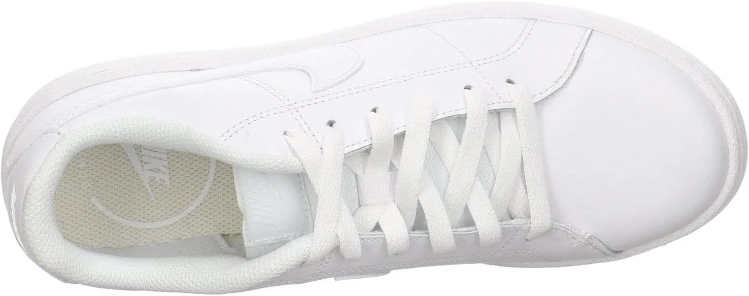 NIKE Women's Flat Sports Leisure