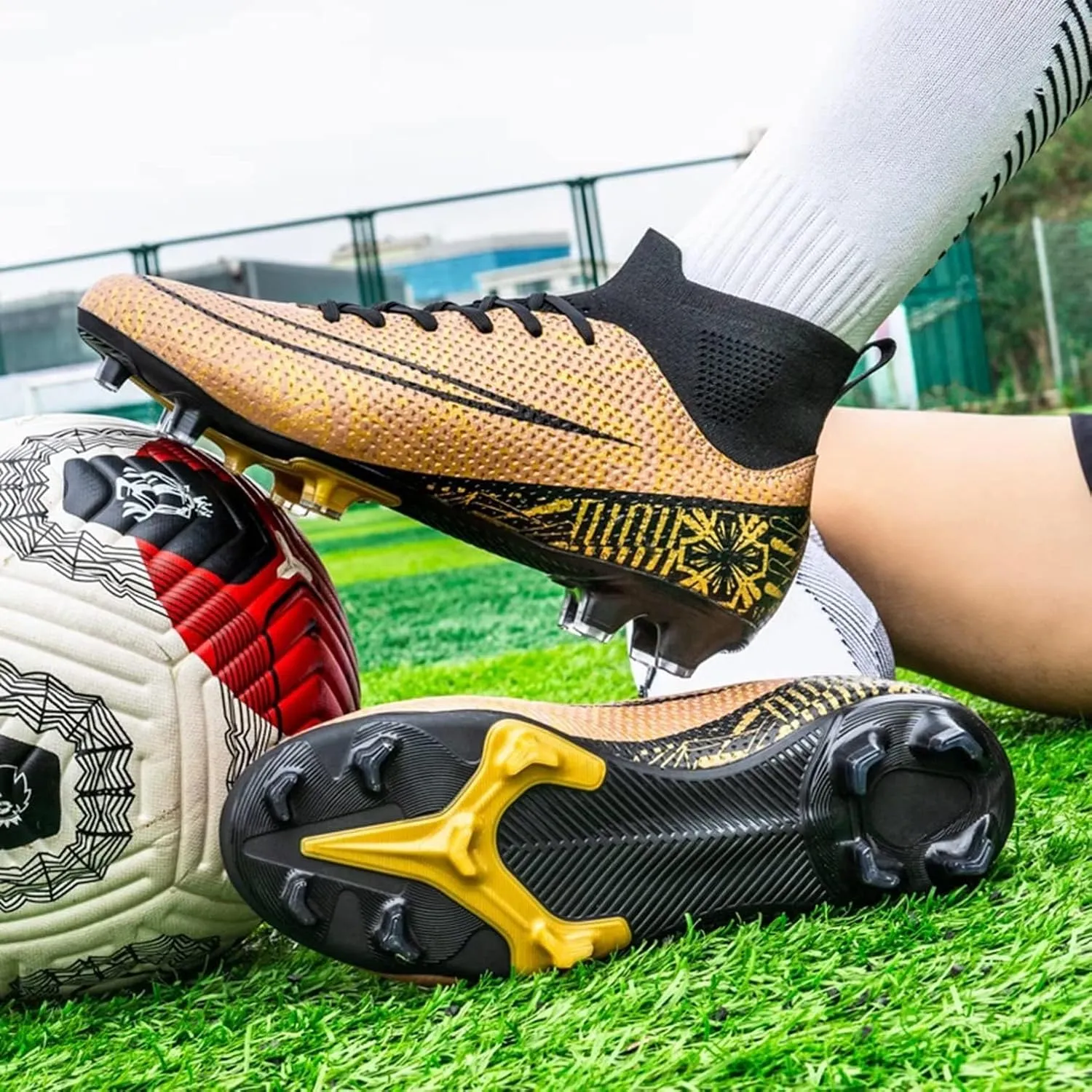 Tongzone Kids Soccer Cleats Boys Girls Indoor/Outdoor Trainning Shoes Athletic