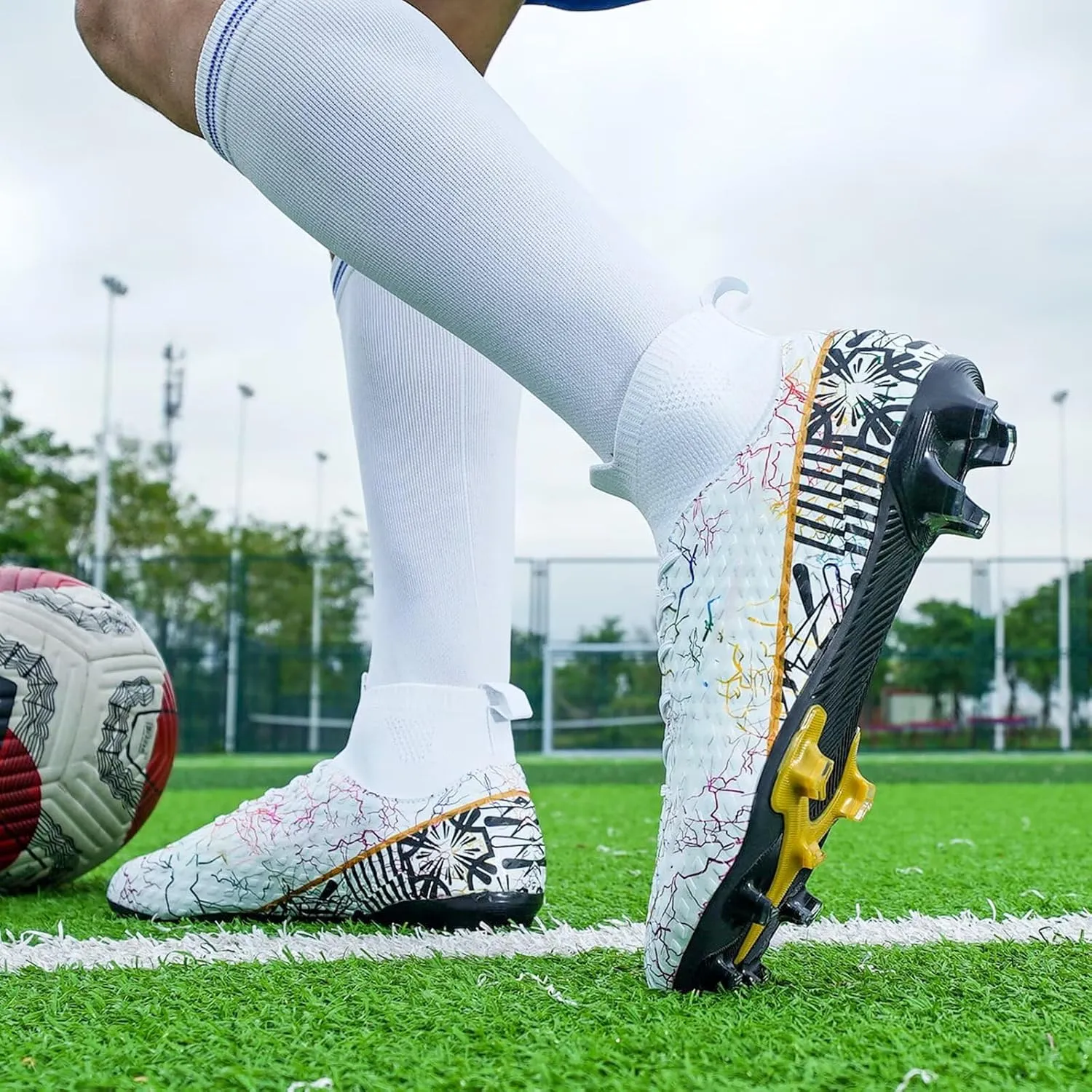 Unisex-Child Soccer Cleats Lightweight Training Football Shoes for Youth
