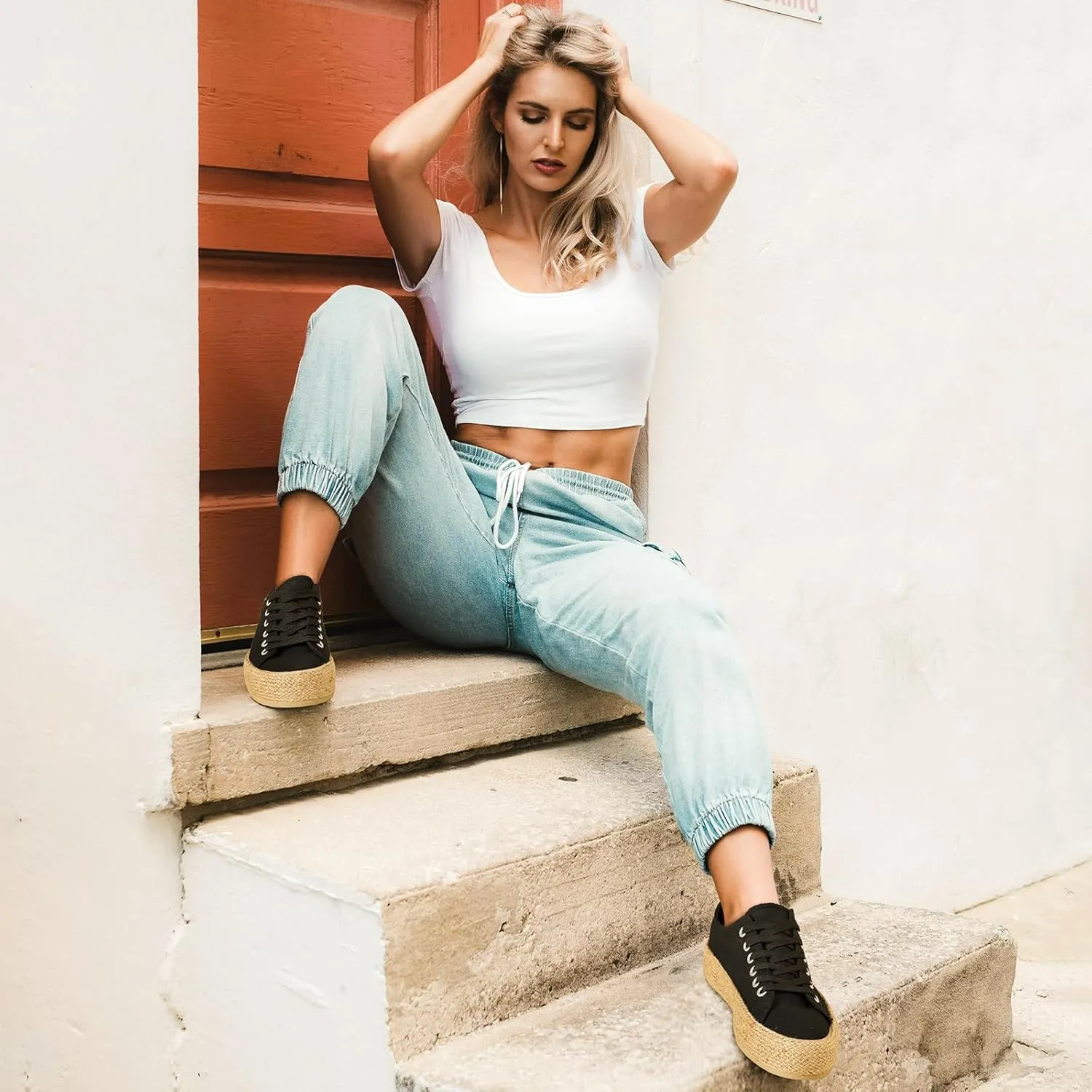 Waluzs Canvas Shoes for Women White Platform Sneakers Low Top Lace Up Tennis Shoes Comfortable Casual Walking Shoes