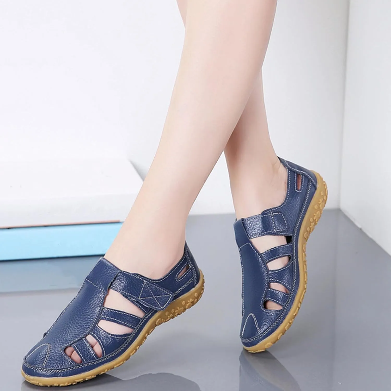 Women's Rubber Sole Orthopedic Sandals Anti-Slip Hollow Out Shoe Hook and Loop Closed Toe Trendy Flats